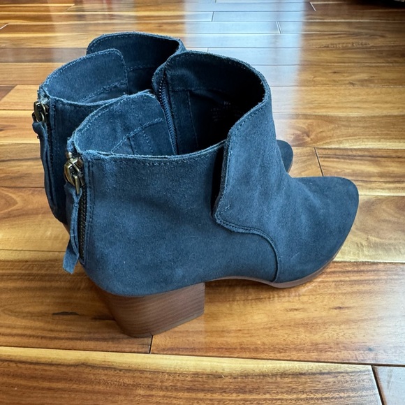 Sole Society Women’s Navy Blue suede Ankle Booties Boots 8.5 - Picture 3 of 10